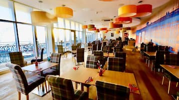 Breakfast, lunch and dinner served