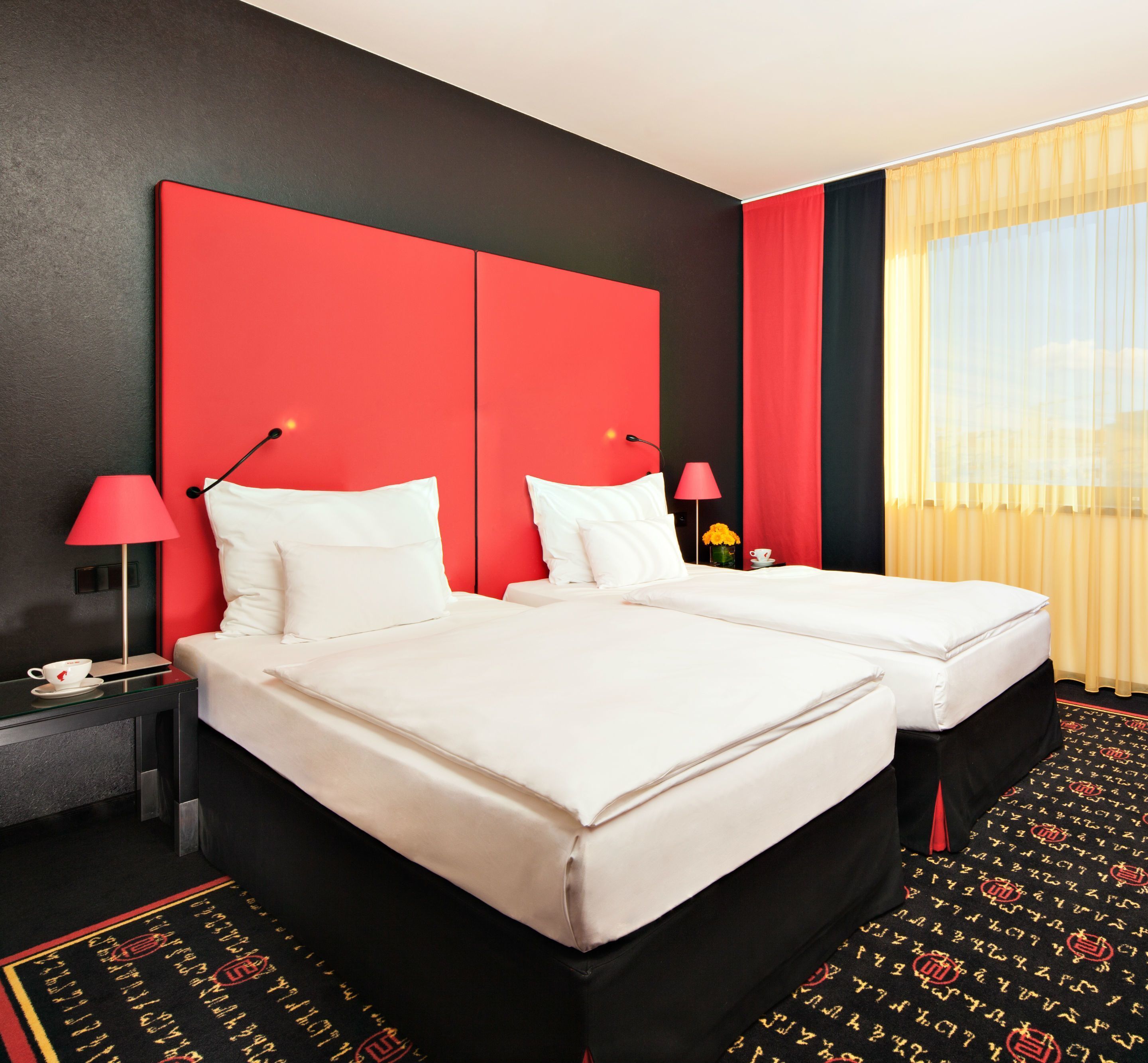 Hypo-allergenic bedding, minibar, in-room safe, desk