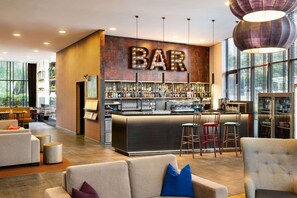 Bar (en la propiedad)