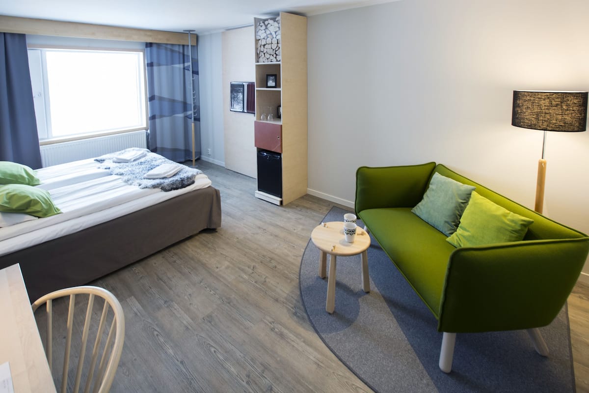 chalet, 1 bedroom (kiruna) | individually furnished, desk, free wifi, bed sheets