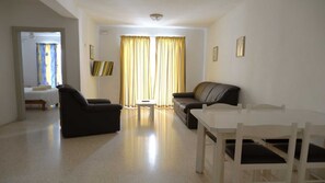 Télévision à écran plat