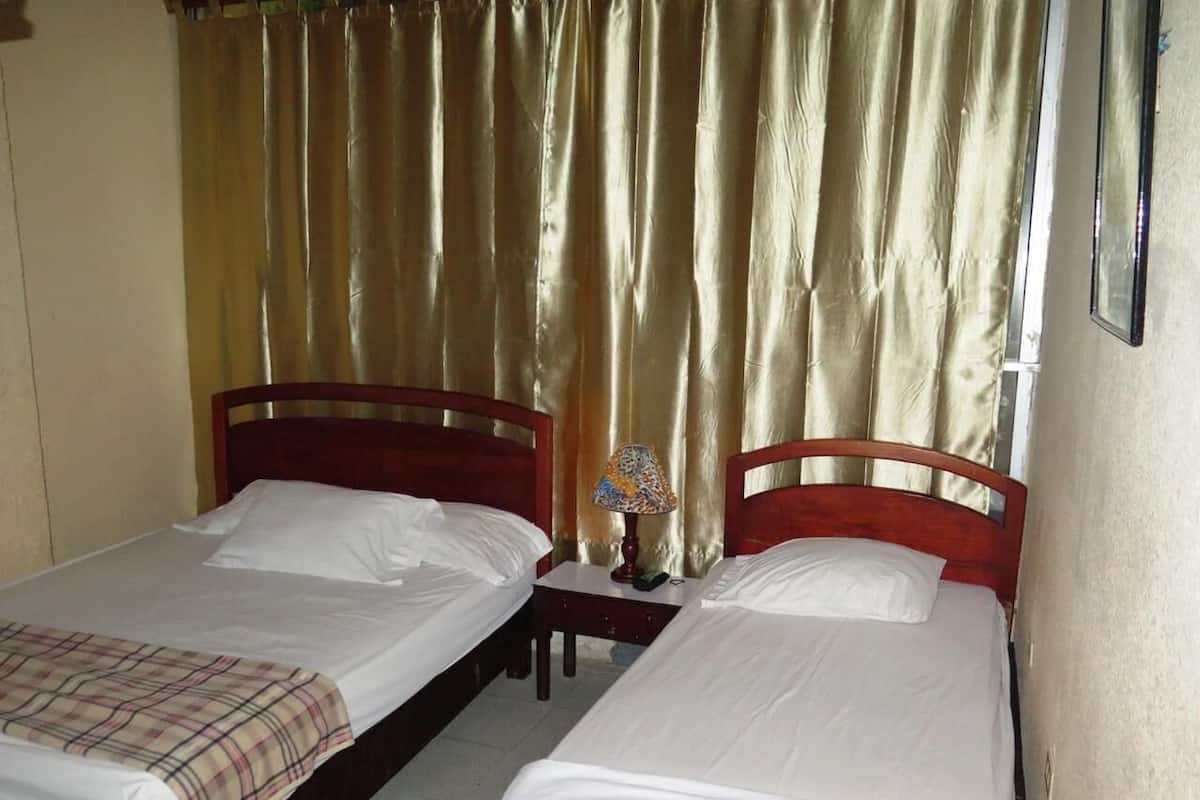 In-room safe, rollaway beds (free)