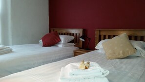 Desk, iron/ironing board, free WiFi, bed sheets - White Hart (Taunton)