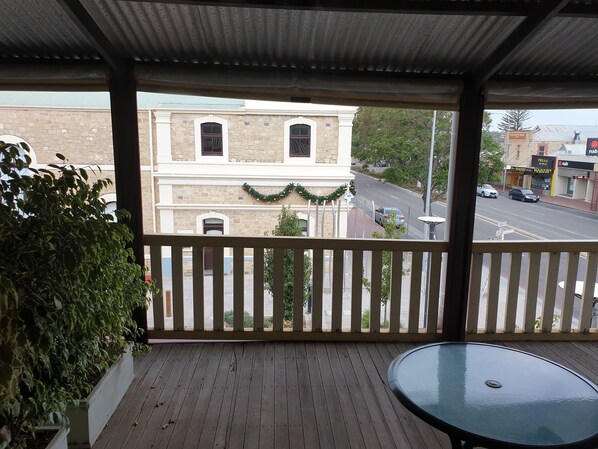 Upper Deck Superior Suite | Terrace/patio - Balcony On Sixth Lodge (Murray Bridge)
