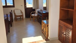 1 bedroom, Egyptian cotton sheets, memory foam beds, in-room safe - Rayhana Guest House (Marsa Alam)