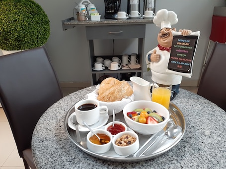 Desayuno continental incluido todos los días