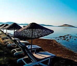 On the beach, snorkeling - Yilmaz Hotel (Bodrum)
