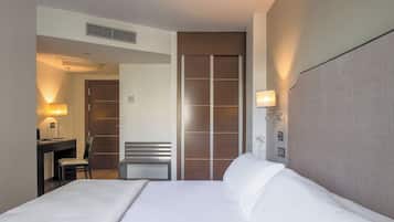 Superior Room, City View | Premium bedding, down comforters, Select Comfort beds, minibar
