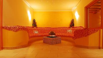 Sauna seca, 1 sala de tratamento, massagens