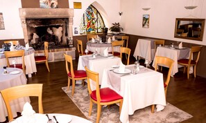 Frühstück, Mittagessen und Abendessen