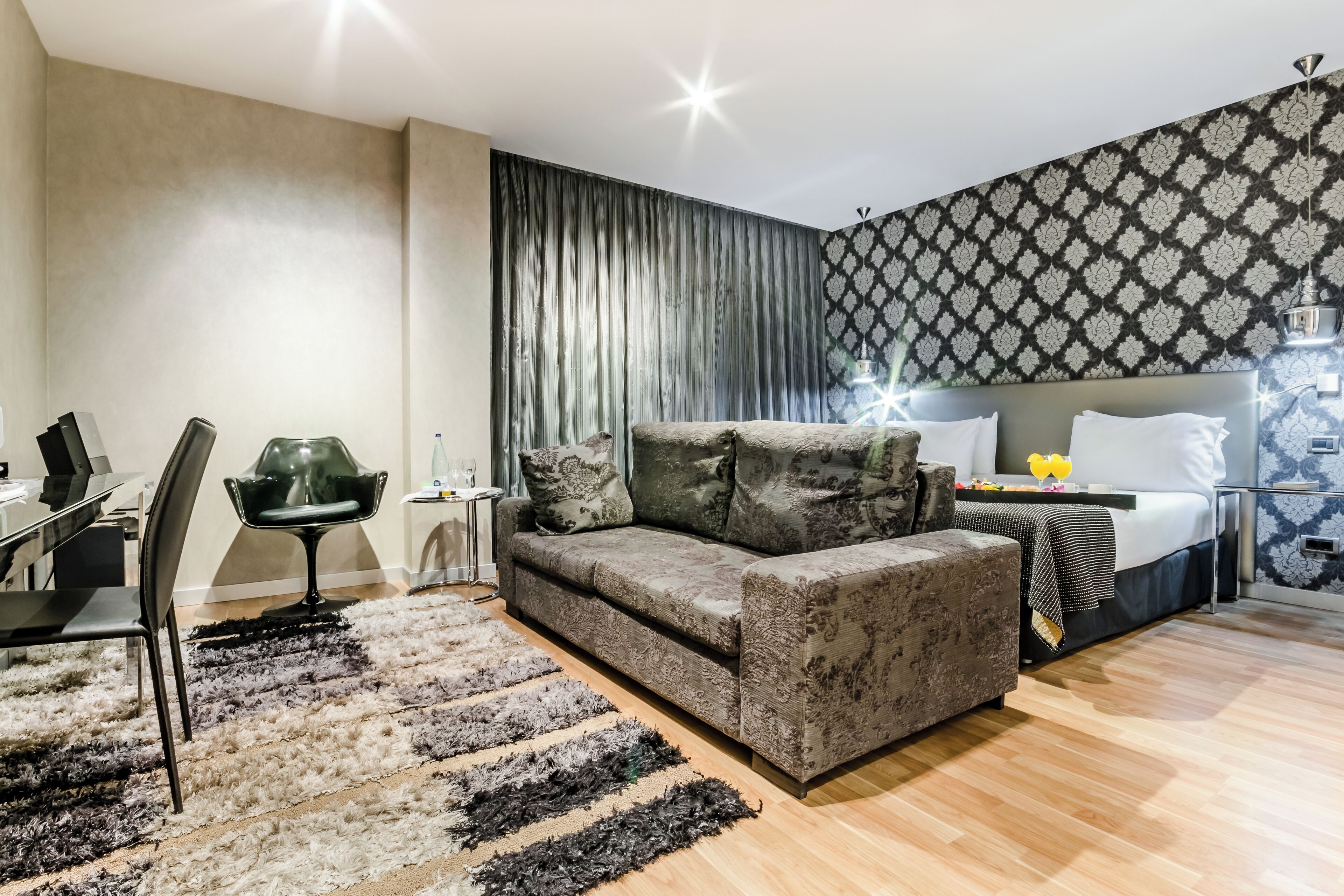 Photo - Eurostars Executive