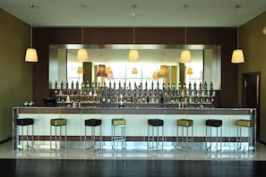 2 bars/lounges, poolside bar