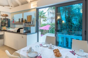 Daily buffet breakfast (EUR 8 per person)