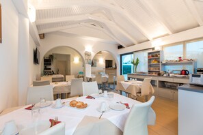 Daily buffet breakfast (EUR 8 per person)