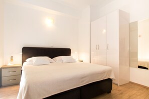 Ameublement personnalisé, chambres insonorisées