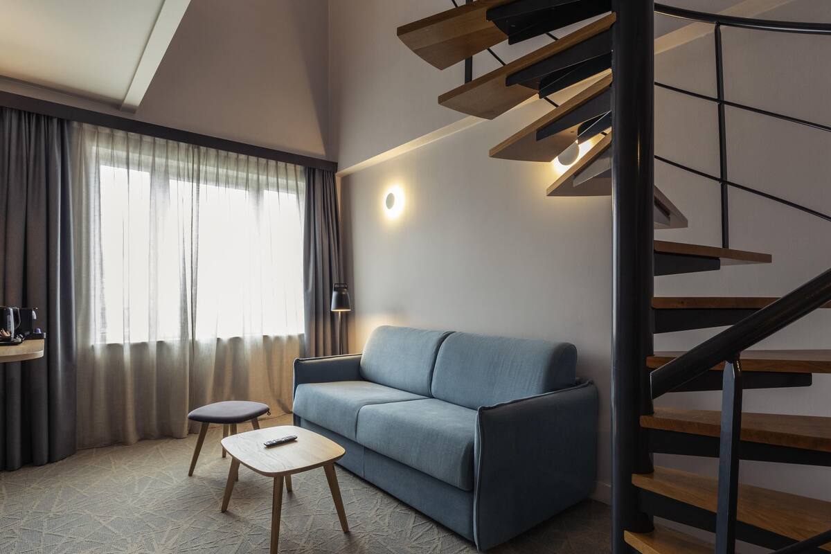 Junior Suite, 1 Katil Raja (King) | Peralatan tempat tidur premium, gebar bulu kapas, bar mini 