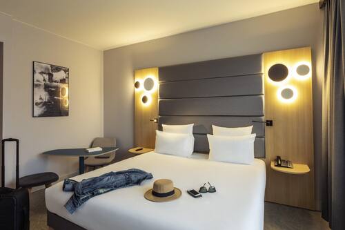 Superior Room, 1 Queen Bed