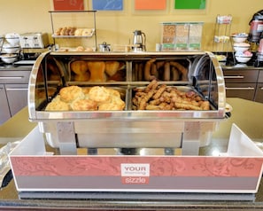 Free daily continental breakfast