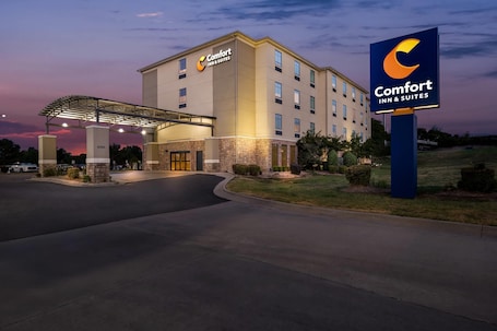 Property amenity. Comfort Inn & Suites Fort Smith I-540