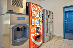 Property amenity - Studio 6 Bakersfield, CA (Bakersfield)