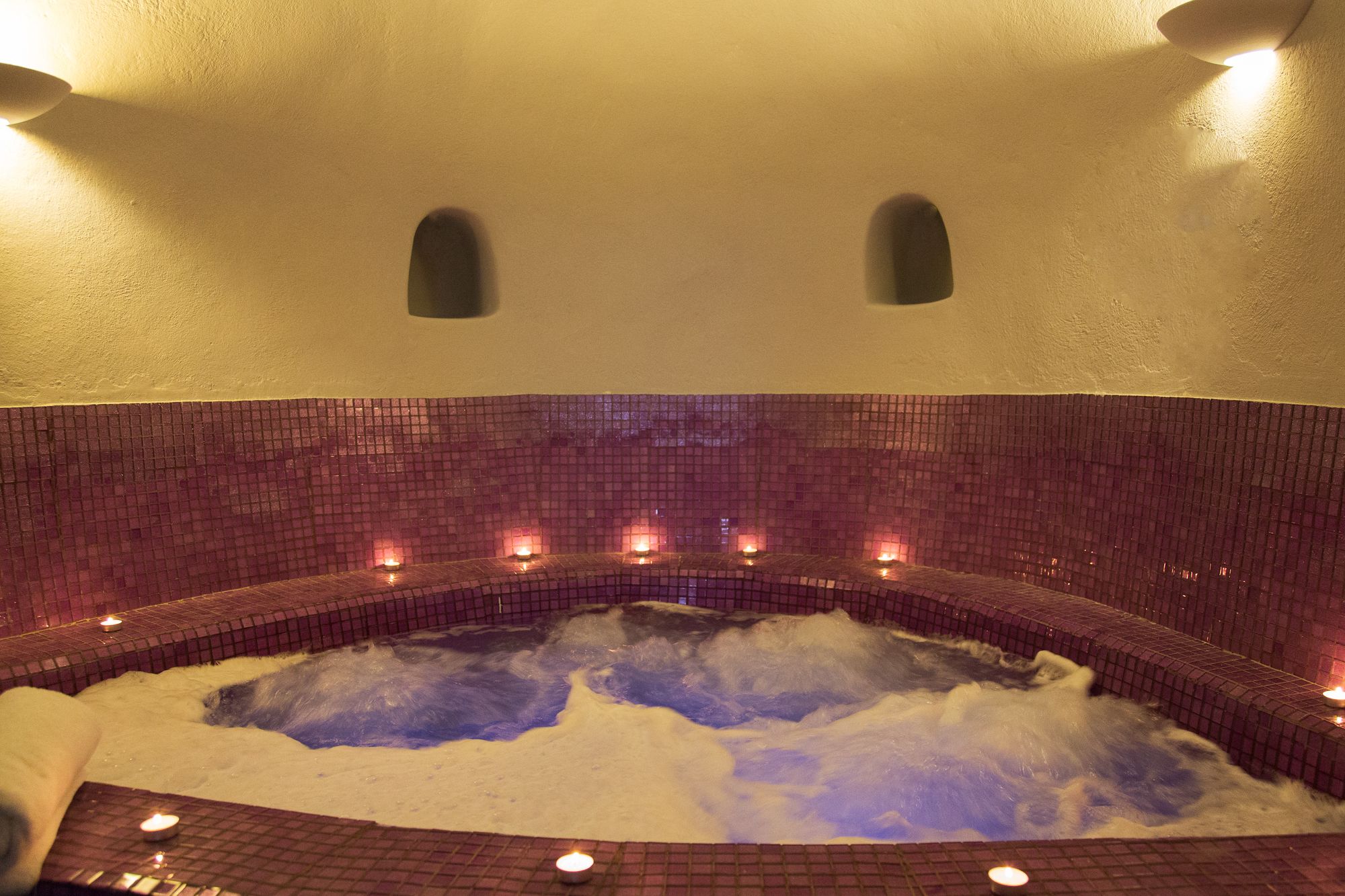 Photo - Aroma Suites