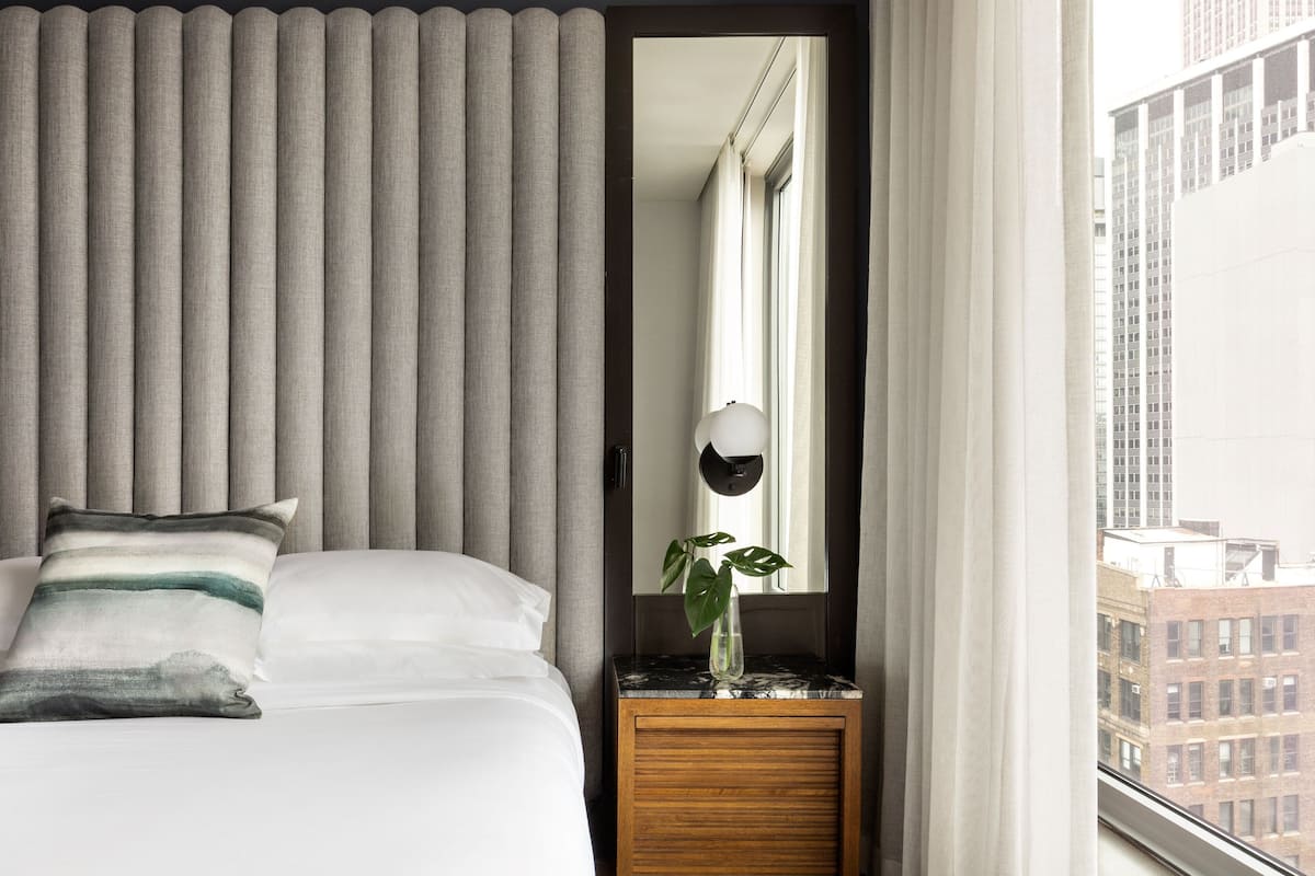 1 bedroom, Frette Italian sheets, premium bedding, pillow-top beds