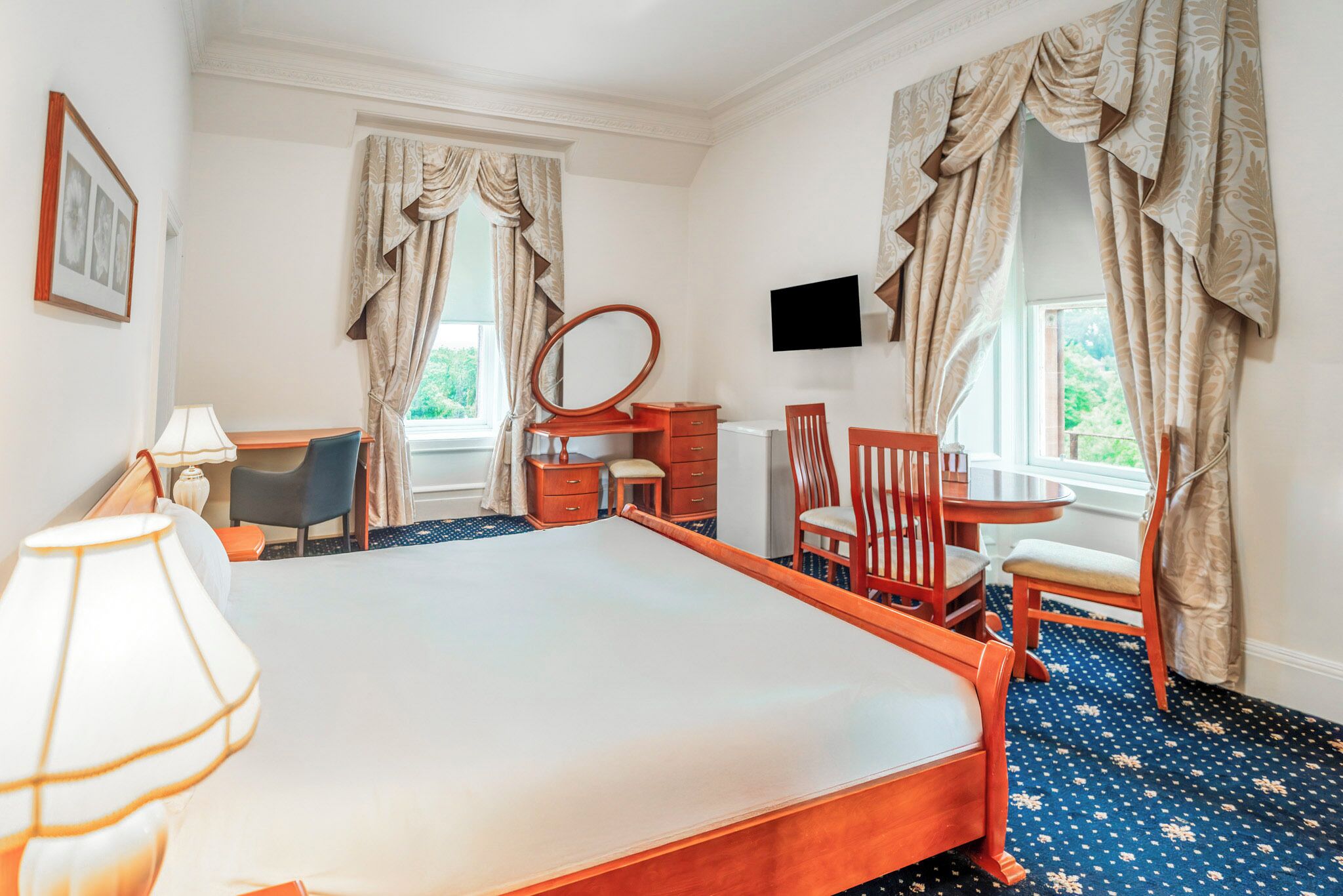 Executive Double Room | Iron/ironing board (on request), WiFi (free), individually decorated