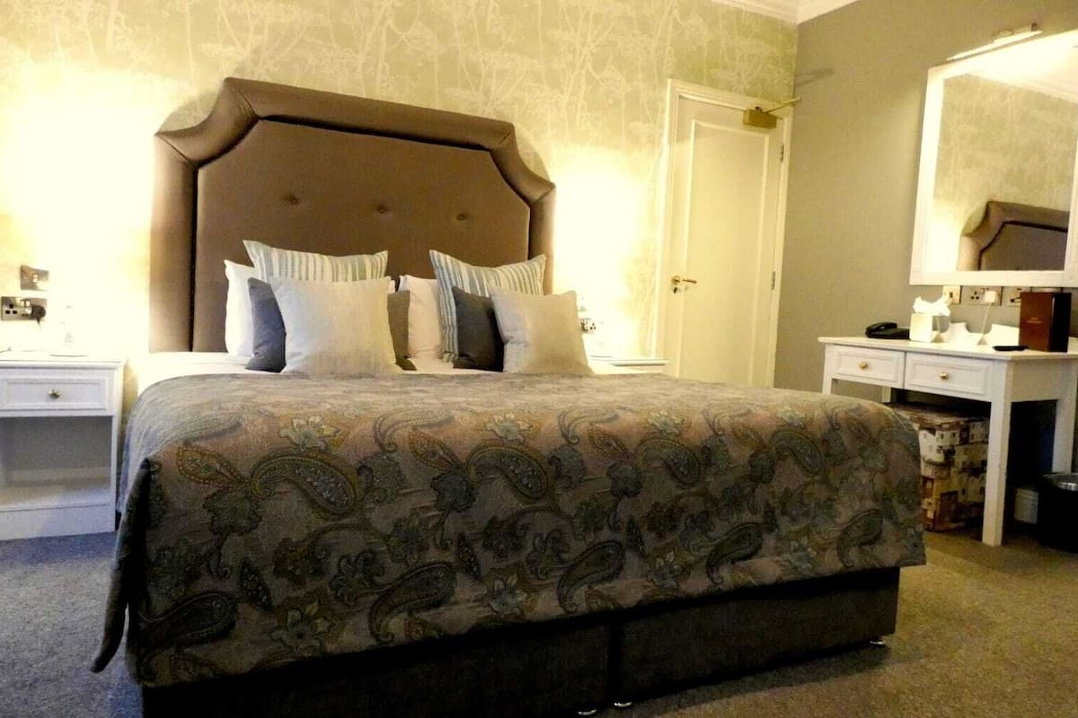 Double Room | Free WiFi, bed sheets