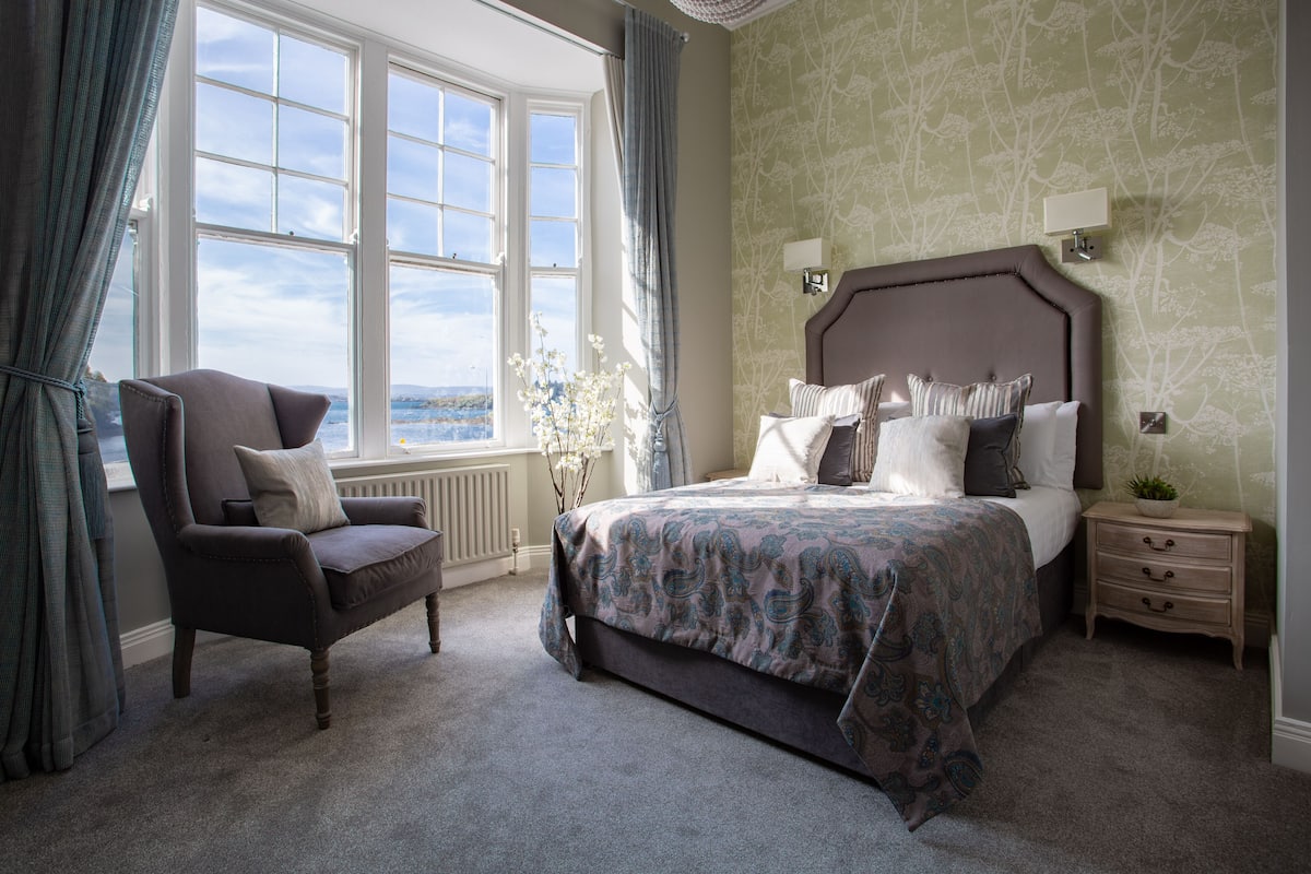 Double Room, Sea View | Free WiFi, bed sheets