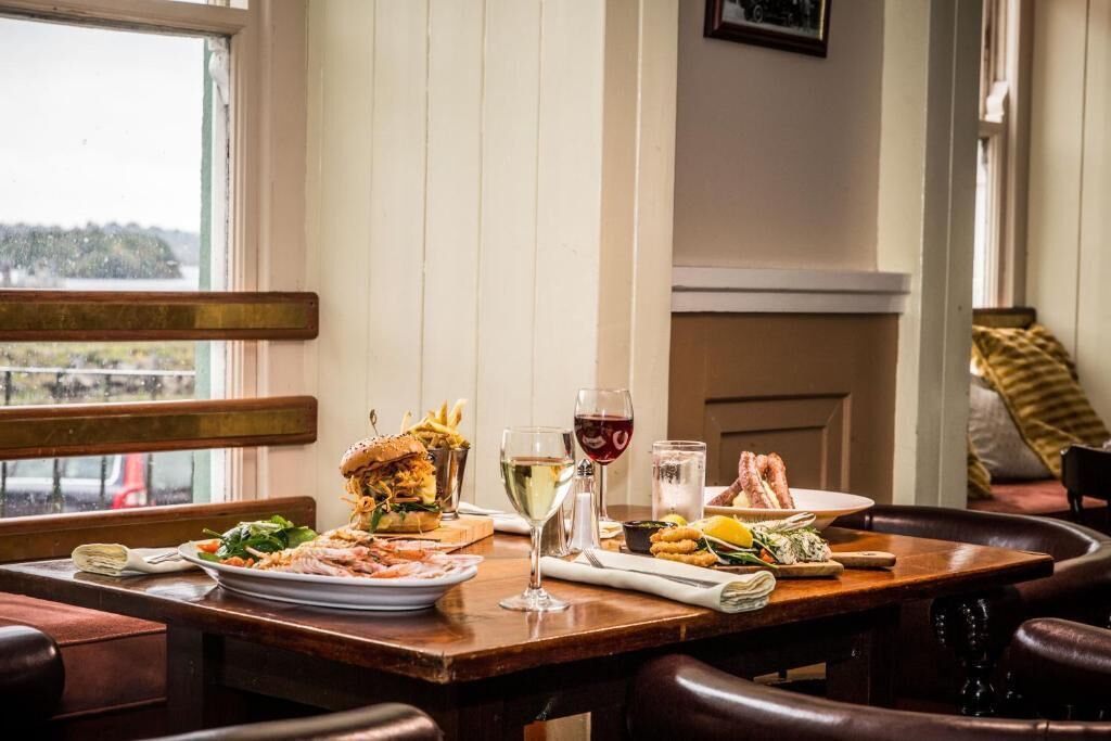 lunch and dinner served, local cuisine