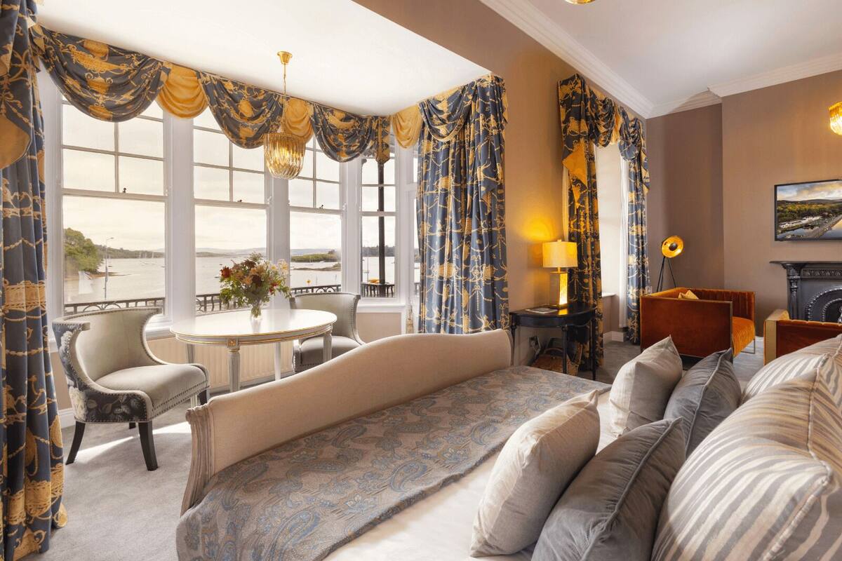 Wifi gratis y ropa de cama