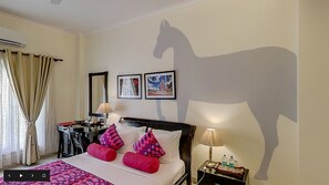 Deluxe Double Room | Premium bedding, down comforters, Select Comfort beds, in-room safe