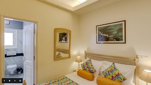 Kamar Double Deluks | Seprai premium, selimut bulu angsa, dan tempat tidur Select Comfort