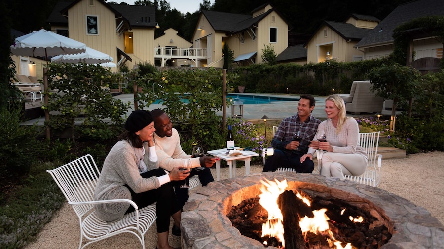 Farmhouse Inn