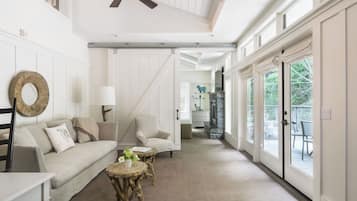Suite, 1 chambre (Barn) | Draps en coton égyptien, literie de qualité, couette en duvet