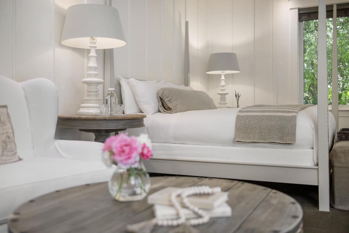 Junior Suite (Barn) | Egyptian cotton sheets, premium bedding, down comforters, pillowtop beds
