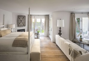 Suite (Cottage Petite) | Egyptian cotton sheets, premium bedding, down comforters, pillowtop beds