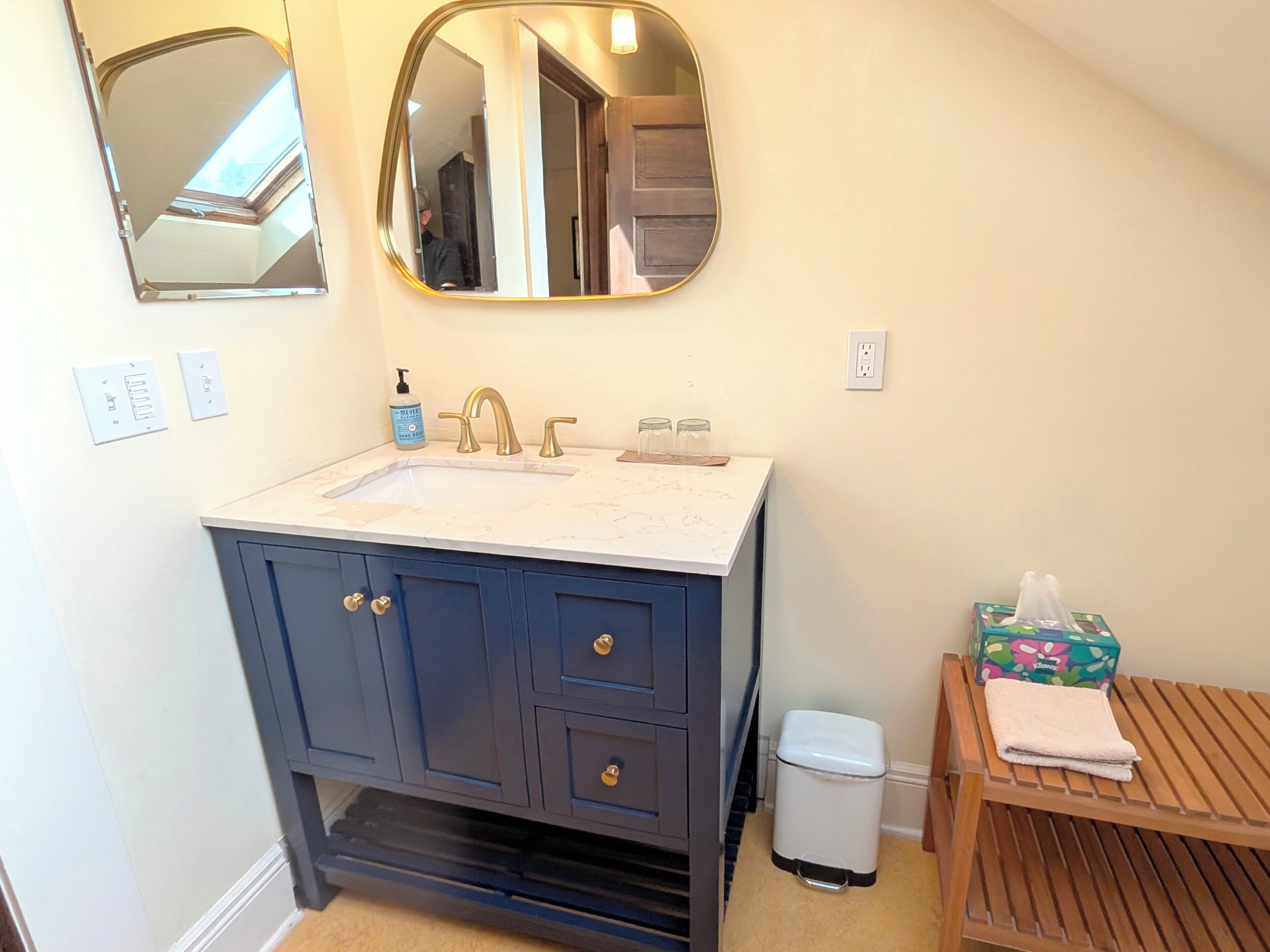 Photo - Bluebird Guesthouse