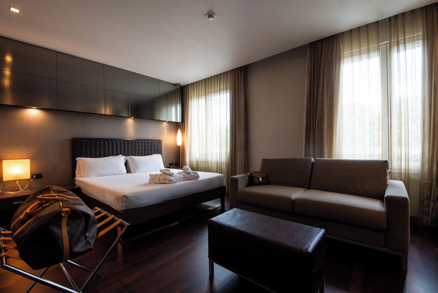 executive room | 1 bedroom, minibar, in-room safe, desk