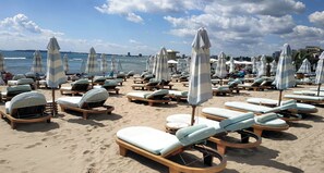 Beach nearby - New Line Village Apartments (Sunny Beach)