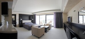 Literie de qualité supérieure, surmatelas, minibar