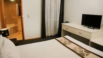 One Bedroom Apartment