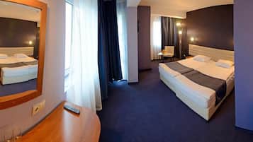 1 quarto, frigobar, cofres nos quartos, Wi-Fi de cortesia