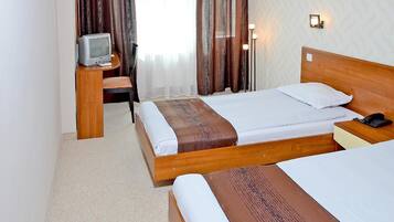 Minibar, in-room safe, free WiFi, bed sheets
