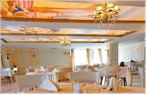 Dining - Hotel Complex Rila (Dupnitsa)