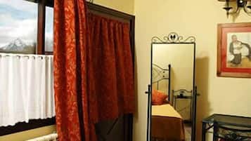 Single Room | Room amenity