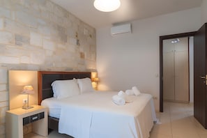 One Bedroom Villa with Private Pool and Sea View