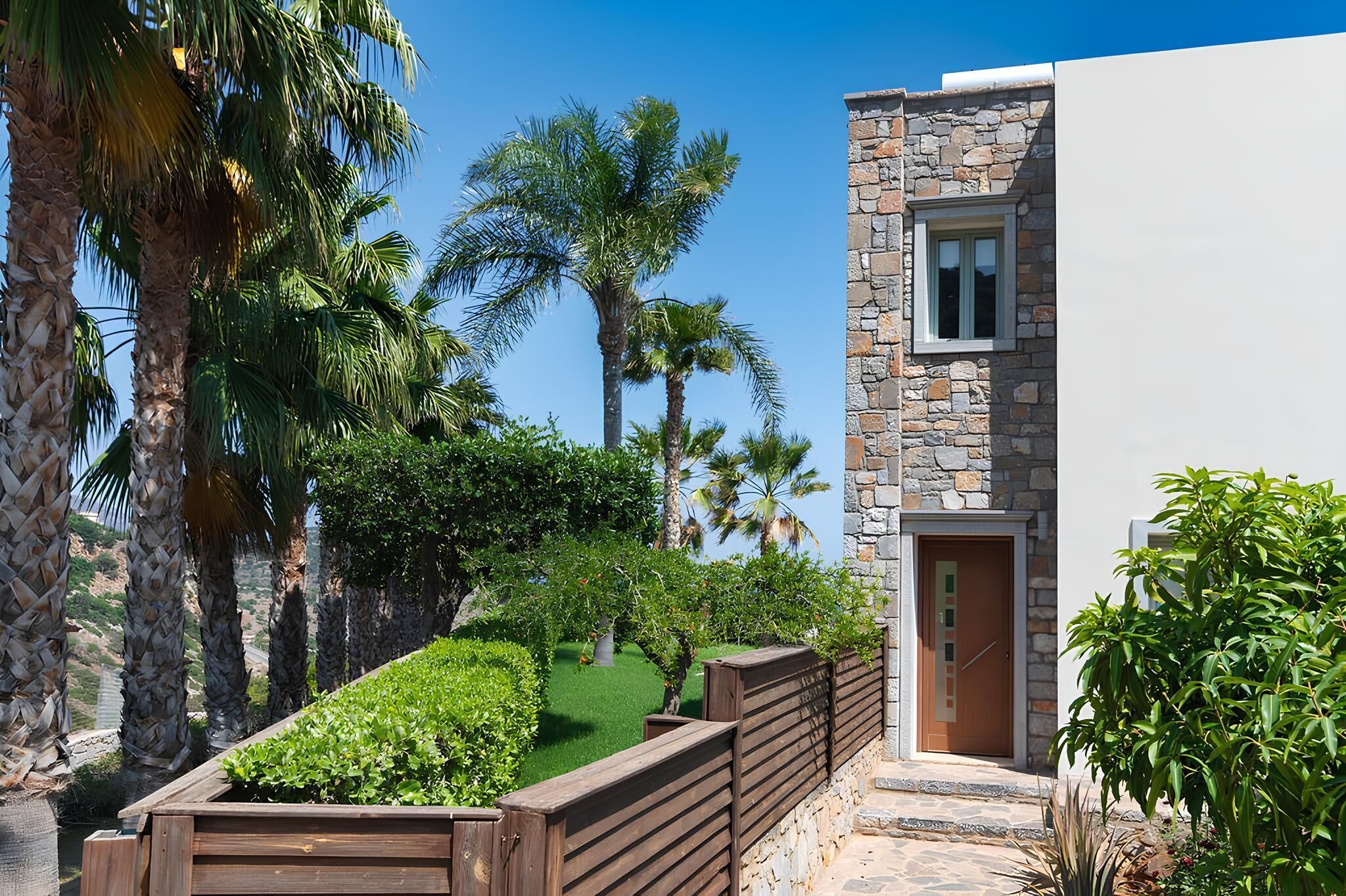 One Bedroom Villa with Private Pool and Sea View | Garden view