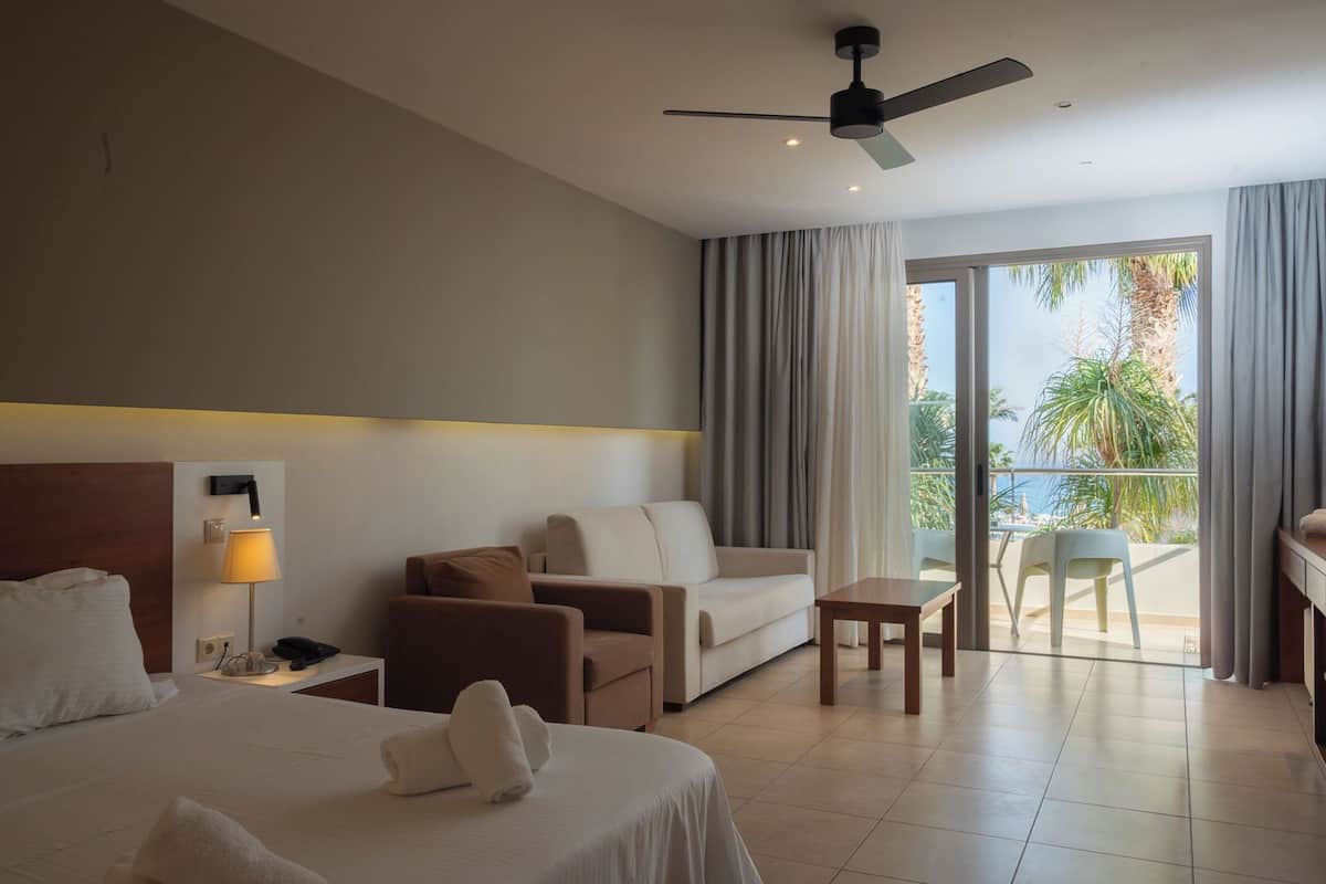2 camere, una cassaforte in camera, con stile personalizzato