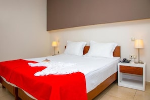 One Bedroom Villa with Pool View | 2 多间卧室、客房内保险箱、特色装修、特色家居